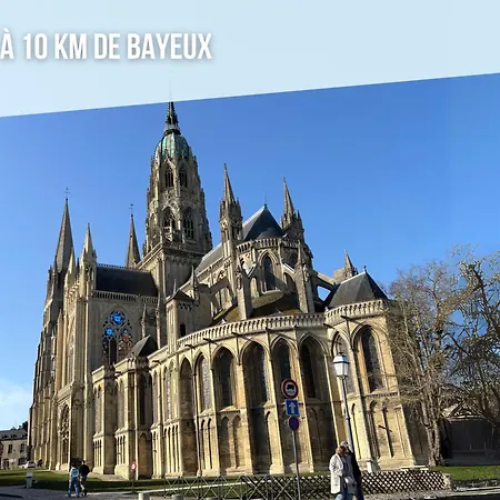 Lumineuse Spacieuse Dans Impasse Au Calme A Proximite D'un Chateau Deux Verandas Grand Jardin Pour Velos, Pres Port En Bessin Et Bayeux, Proche Plages Du Debarquement *