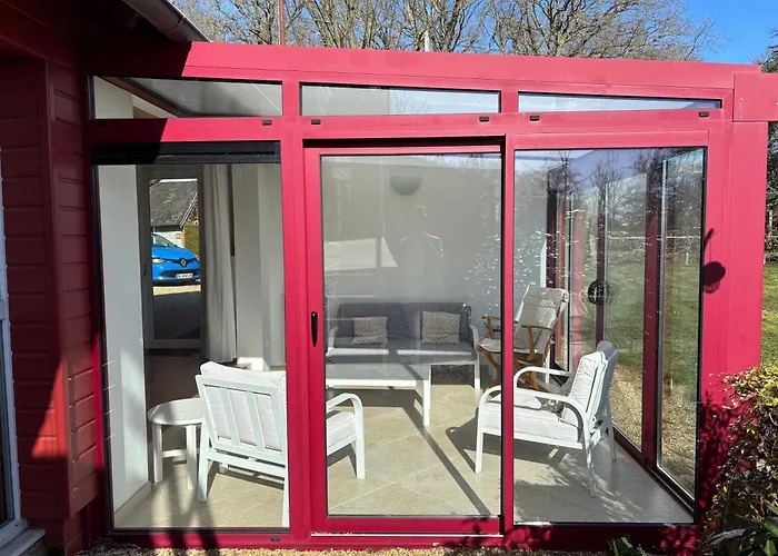 Lumineuse Spacieuse Dans Impasse Au Calme A Proximite D'un Chateau Deux Verandas Grand Jardin Pour Velos, Pres Port En Bessin Et Bayeux, Proche Plages Du Debarquement Commes