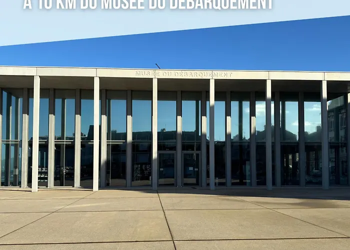 Lumineuse Spacieuse Dans Impasse Au Calme A Proximite D'un Chateau Deux Verandas Grand Jardin Pour Velos, Pres Port En Bessin Et Bayeux, Proche Plages Du Debarquement *