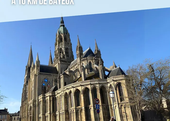 Lumineuse Spacieuse Dans Impasse Au Calme A Proximite D'un Chateau Deux Verandas Grand Jardin Pour Velos, Pres Port En Bessin Et Bayeux, Proche Plages Du Debarquement *